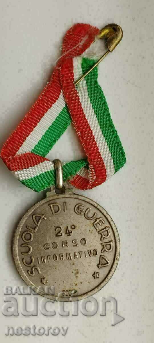 SILVER MILITARY MEDAL ITALY with price 20.00 BGN | € 10.23 SILVER MILITARY MEDAL ITALY with price 20.00 BGN | € 10.23