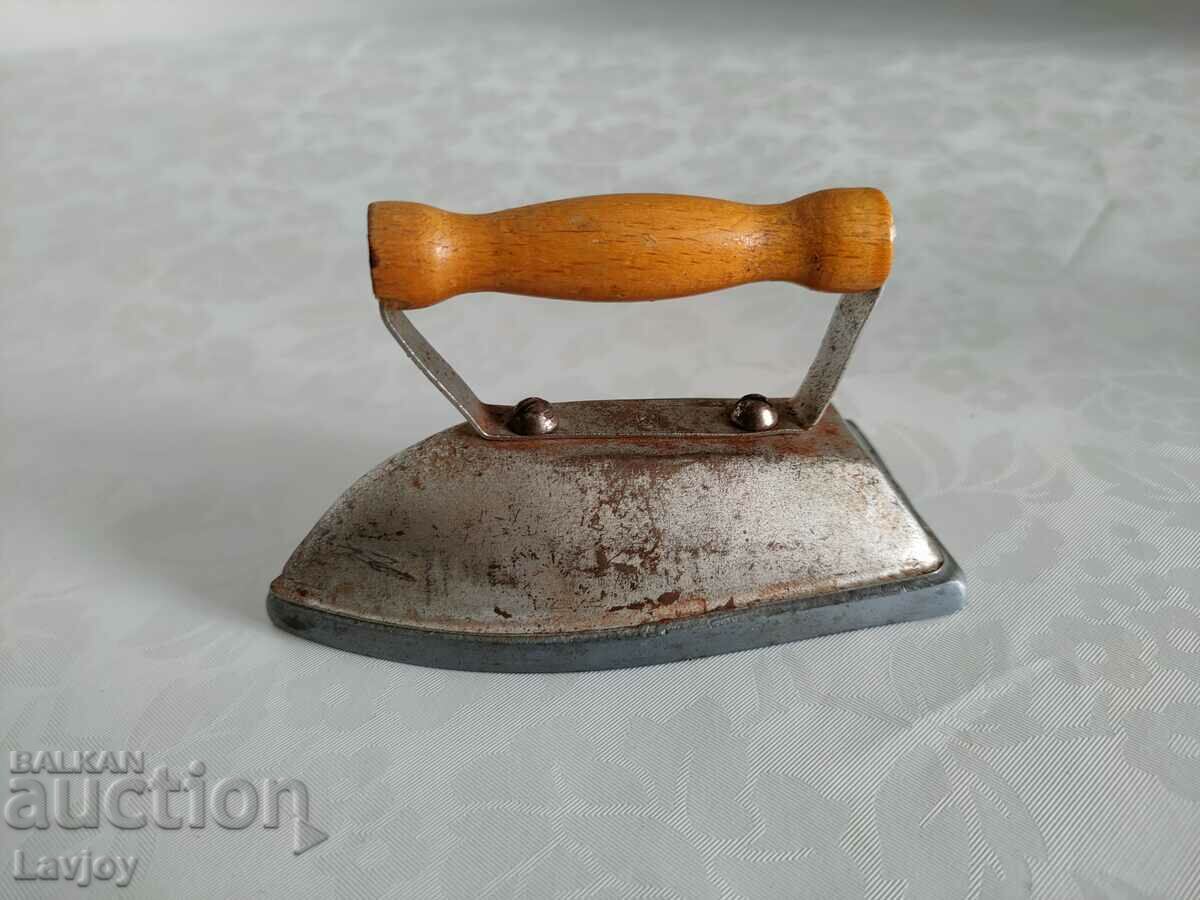 Аукцион Малка ютия Аукцион Малка ютия