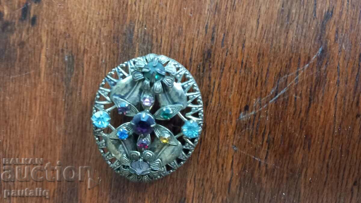 OLD BROOCH JEWELRY