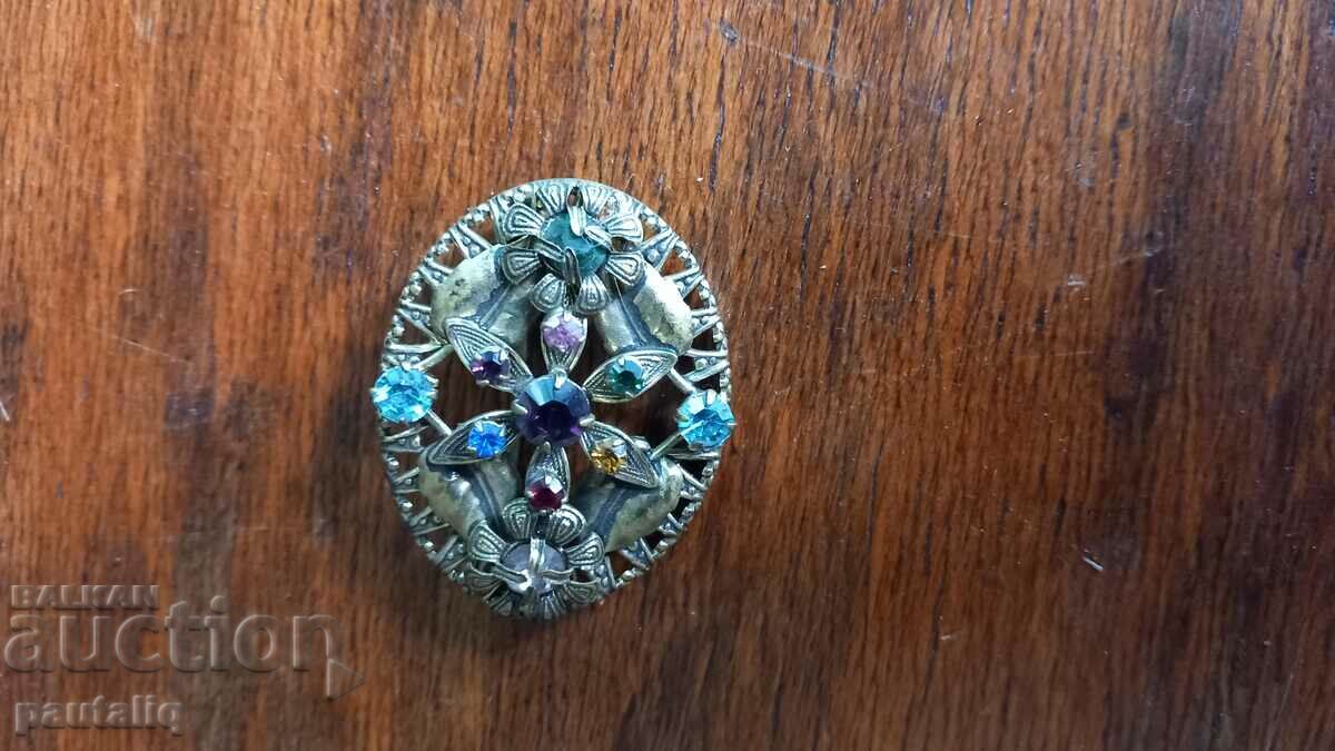 OLD BROOCH JEWELRY