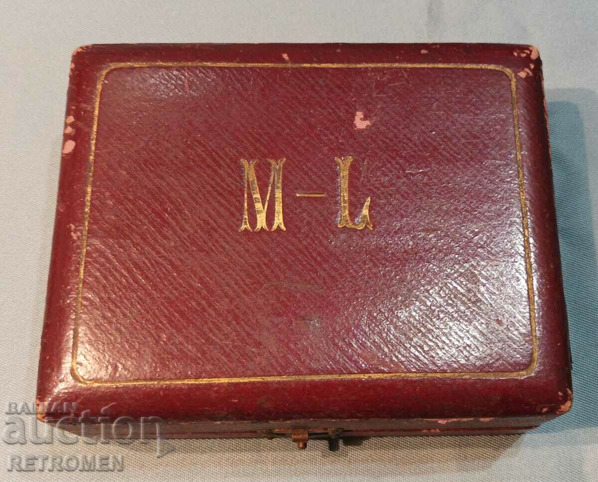 Russian Imperial Order "St. Anne" III, neck degree. - 6 Russian Imperial Order "St. Anne" III, neck degree. - 6