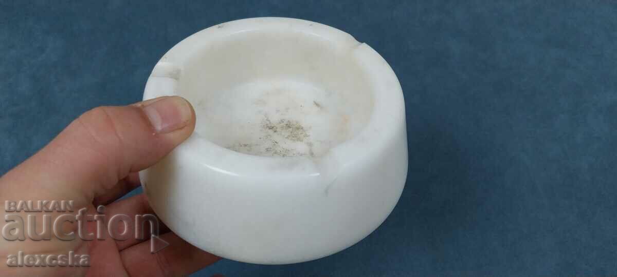 Marble ashtray with price 20.00 BGN | € 10.23 Marble ashtray with price 20.00 BGN | € 10.23