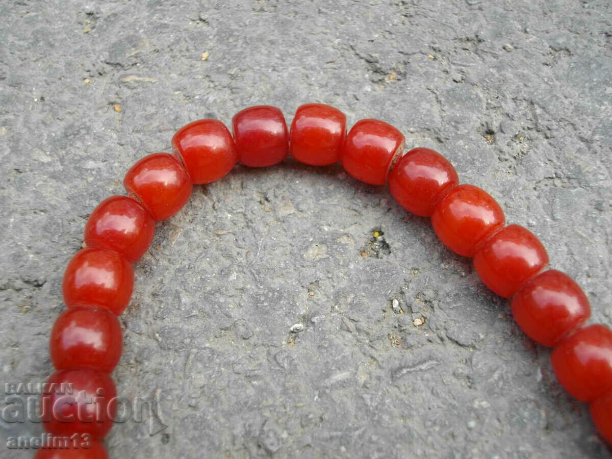 Δημοπρασία Παλιά κόκκινο κομπολόι Δημοπρασία Παλιά κόκκινο κομπολόι