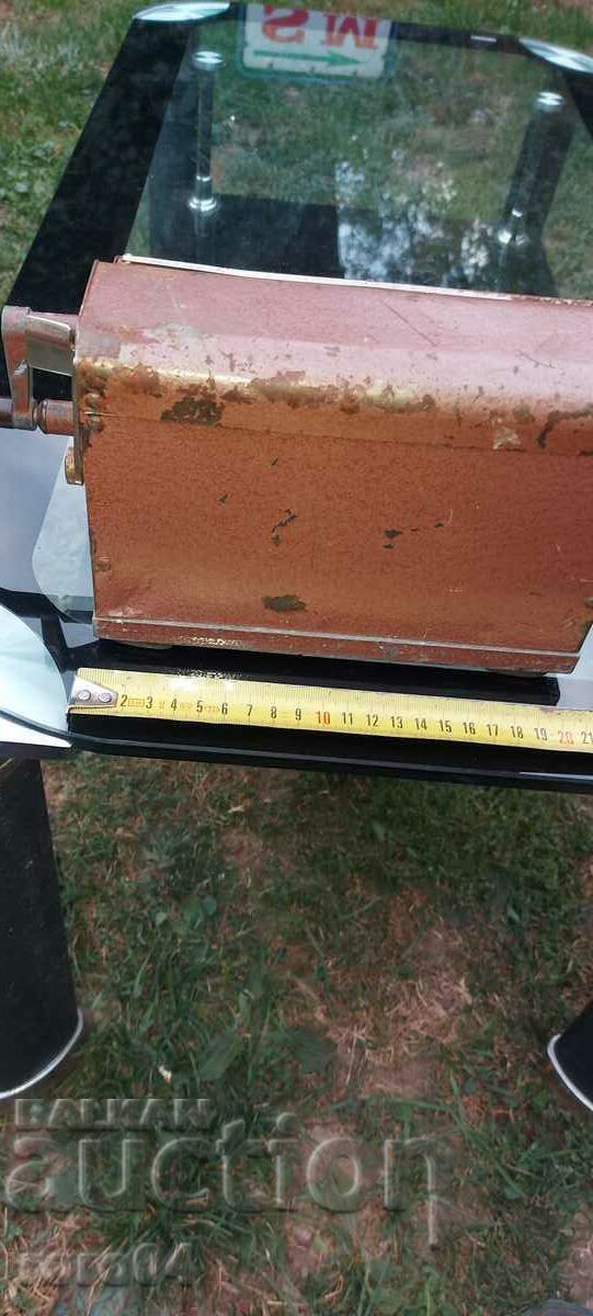 Livrarea CALCULATOR VECHI - CALCULATOR VK - 1