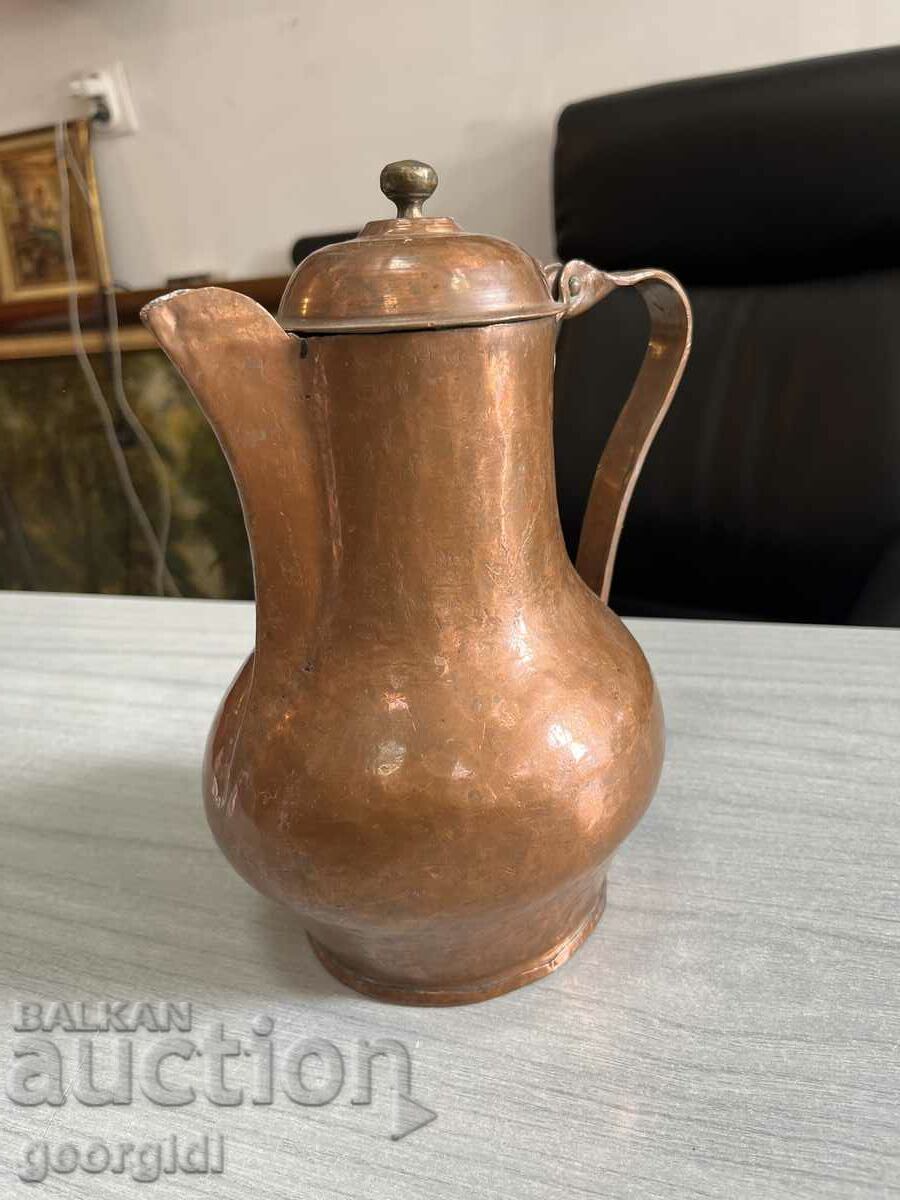 Old copper jug with lid / copper / vessel. #4587