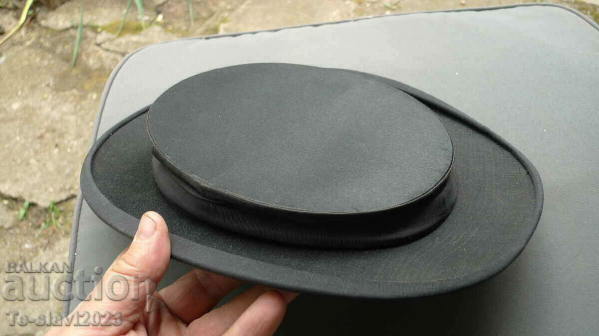 Γέρικο καπέλο, Bombe - πτυσσόμενο με ελατήριο