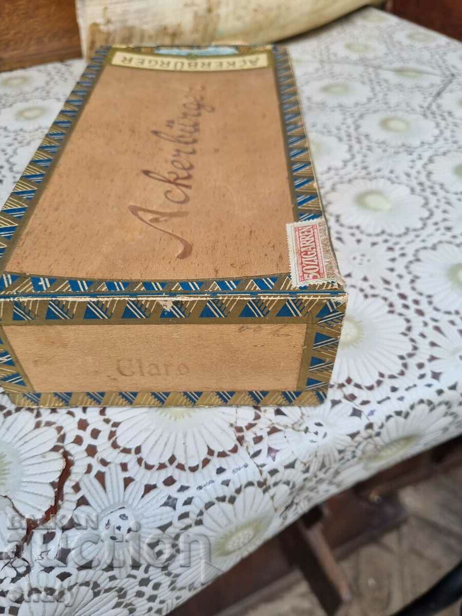 Old rare wooden cigar box - 5