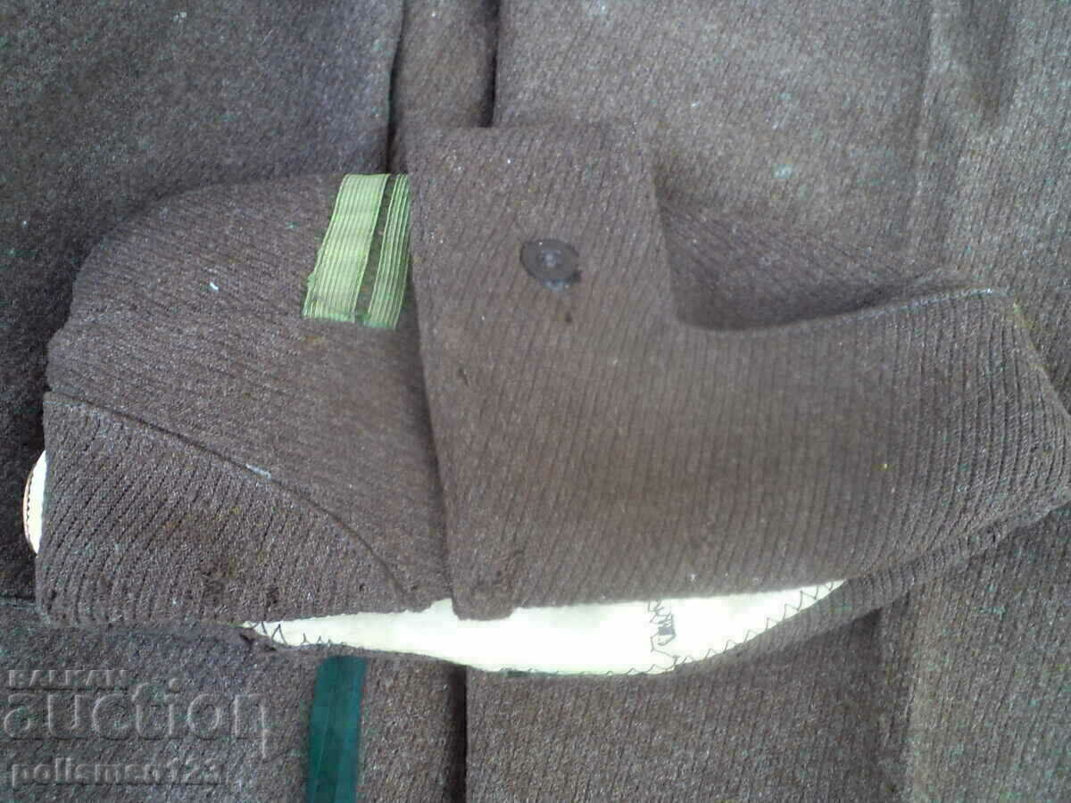 UNIFORM - 6