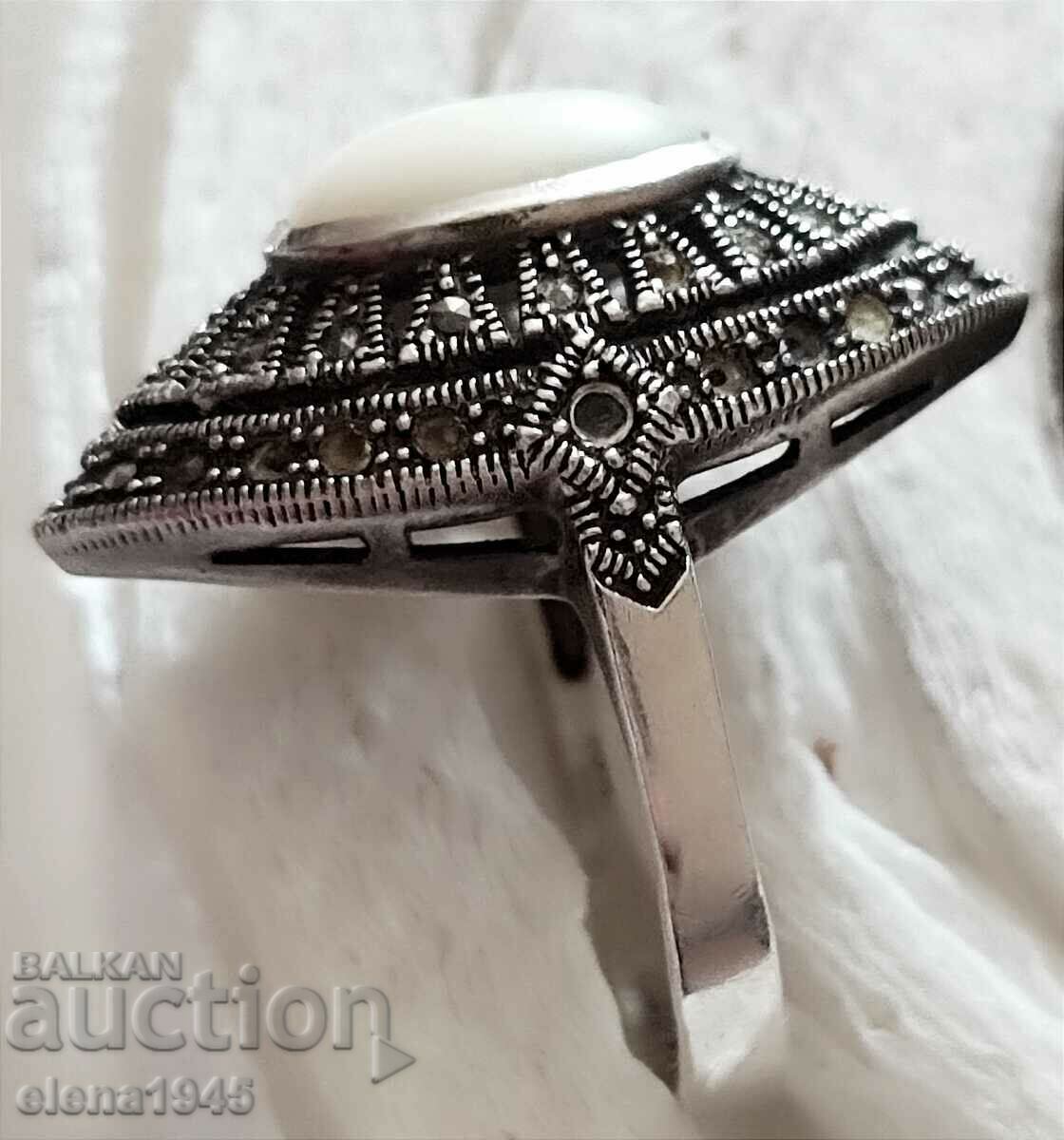 Δημοπρασία Ασημένιο δαχτυλίδι Δημοπρασία Ασημένιο δαχτυλίδι