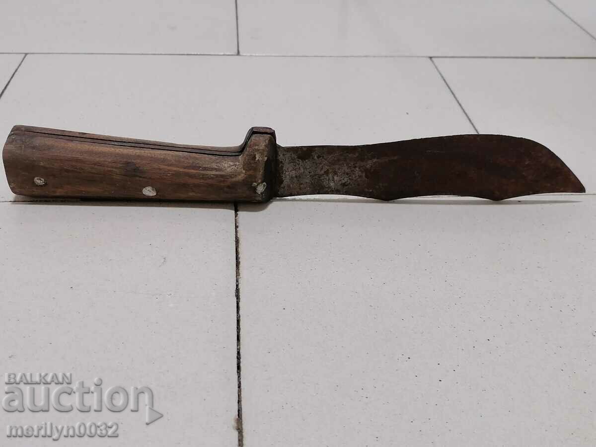 Delivery of Old knife blade doodle Delivery of Old knife blade doodle