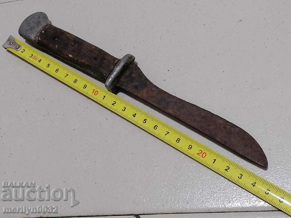 Auction  Old knife blade doodle