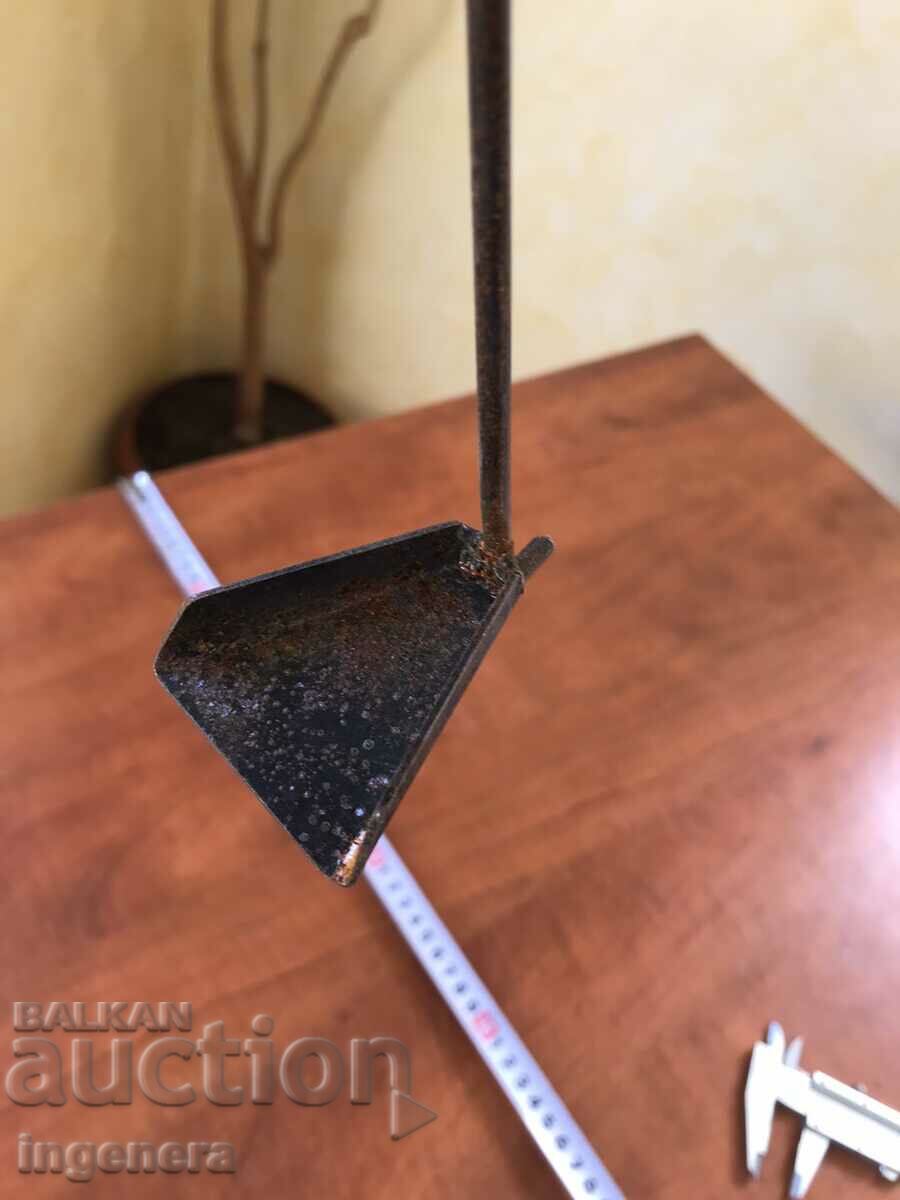 Auction SHOVEL RYE UTENSILS FOR FIREPLACE FIRE METAL Auction SHOVEL RYE UTENSILS FOR FIREPLACE FIRE METAL