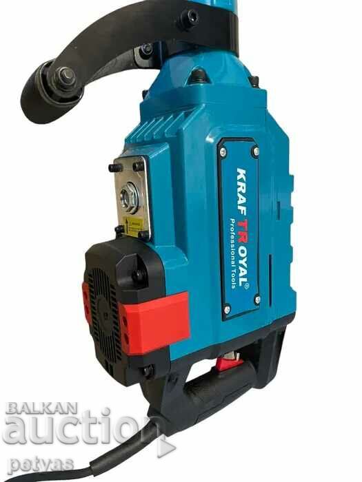 Auction  Professional KRAFTROYAL 2400W chipper for chipping and drilling