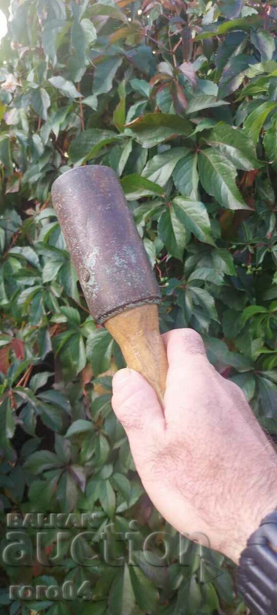 THE GRENADE - 7 THE GRENADE - 7