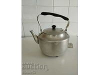 Russian aluminum electric kettle - does not heat rheotan.