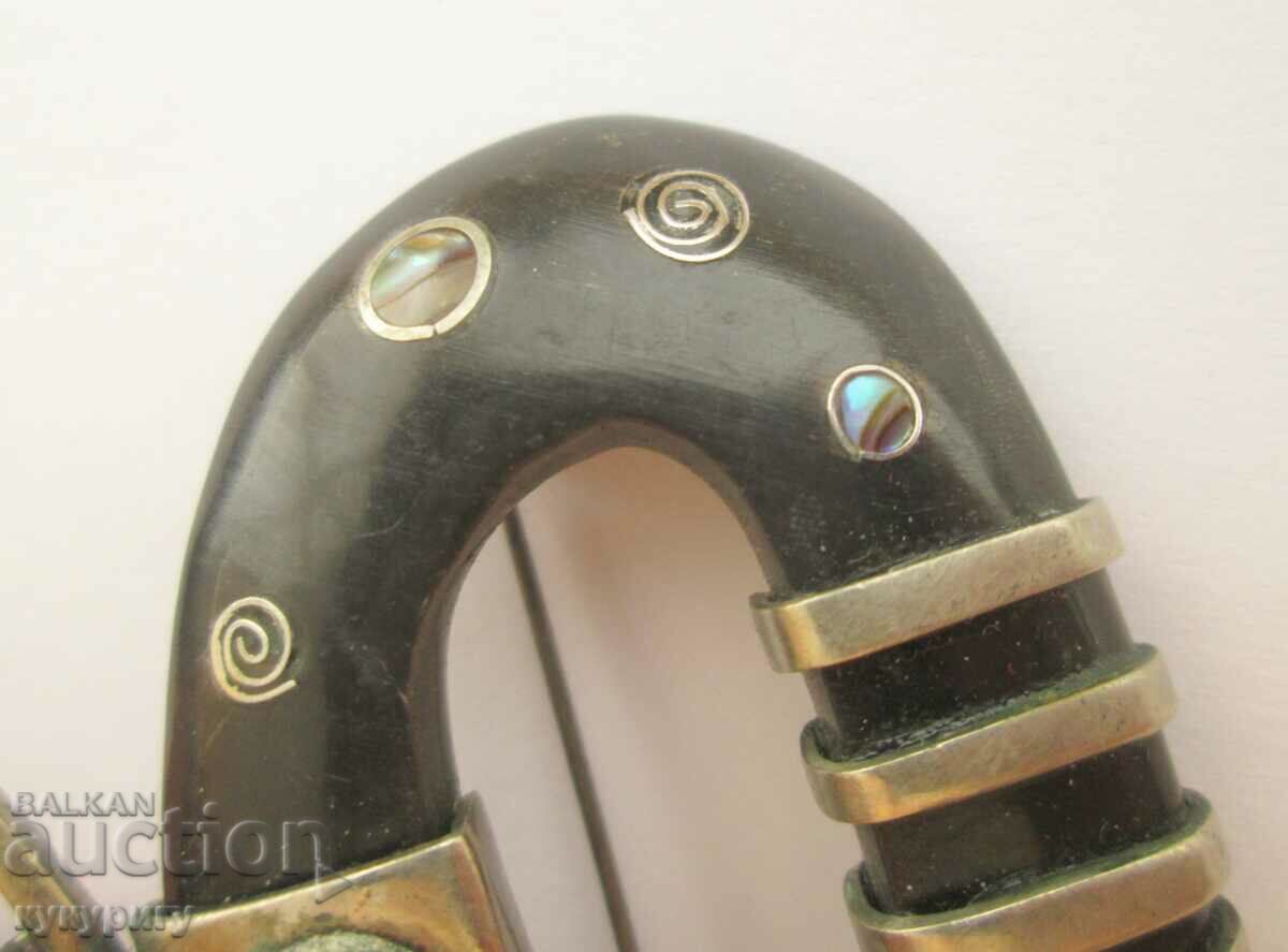 Old artistic handmade turquoise women's brooch with price 50.00 BGN | € 25.56 Old artistic handmade turquoise women's brooch with price 50.00 BGN | € 25.56