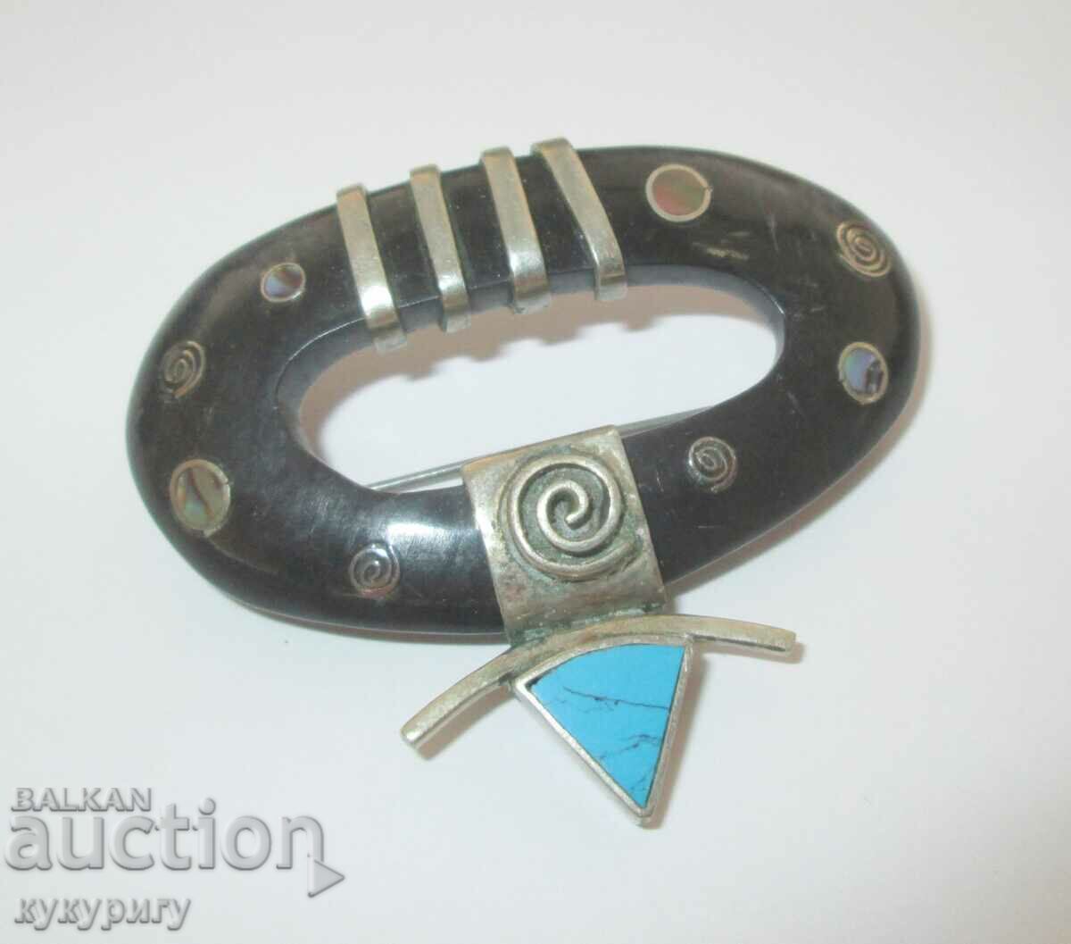 Delivery of Old artistic handmade turquoise women's brooch Delivery of Old artistic handmade turquoise women's brooch