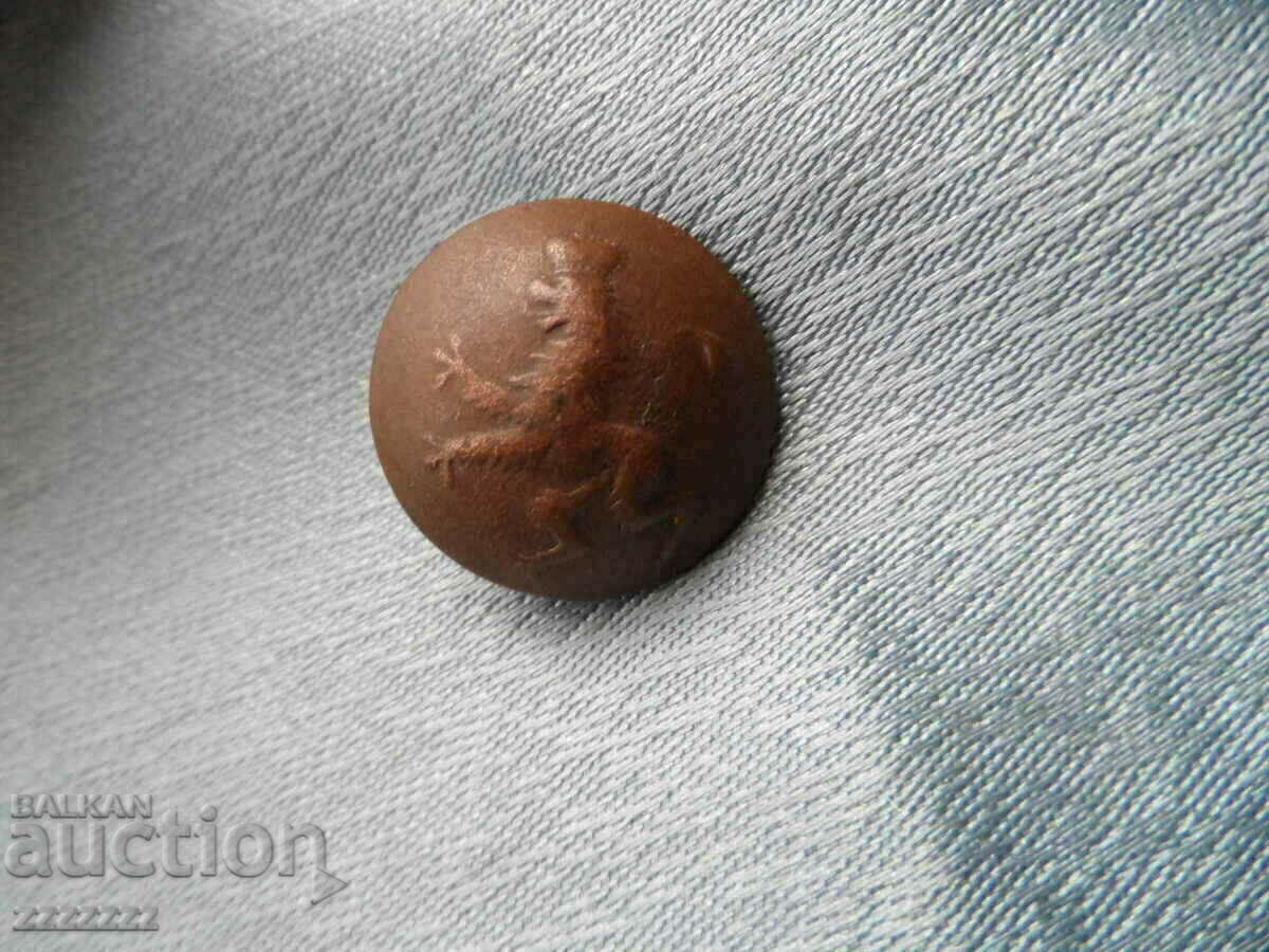Royal button Royal button