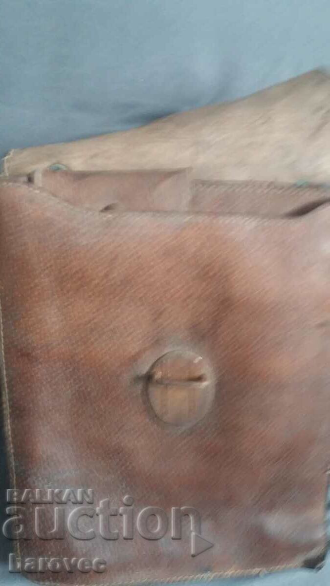 Old militia bag with price 18.99 BGN | € 9.71 Old militia bag with price 18.99 BGN | € 9.71