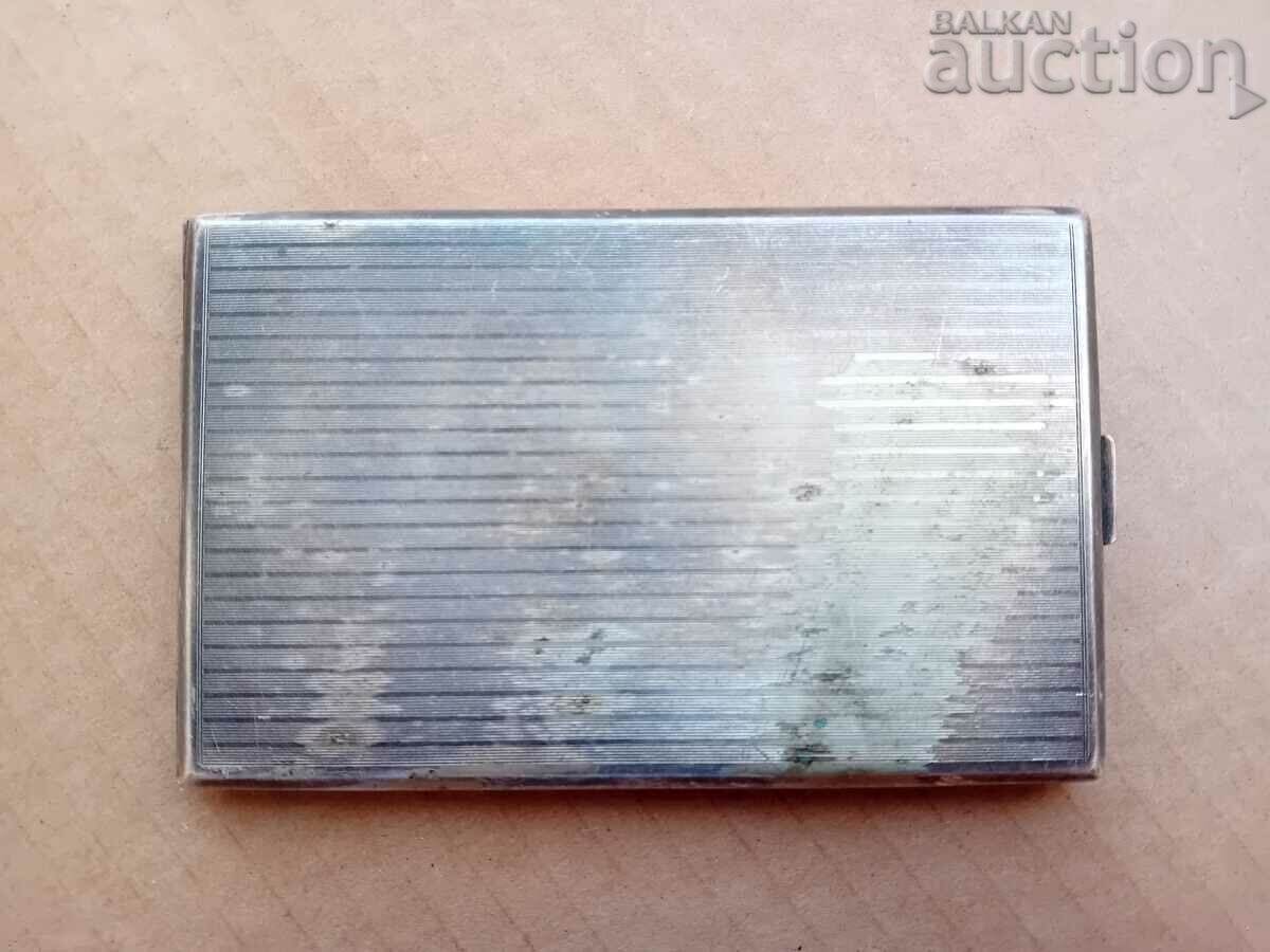 Tabătură placată cu argint antic anii 1940 anii 1950 cu monogramă cu preț 41.00 BGN | € 20.96