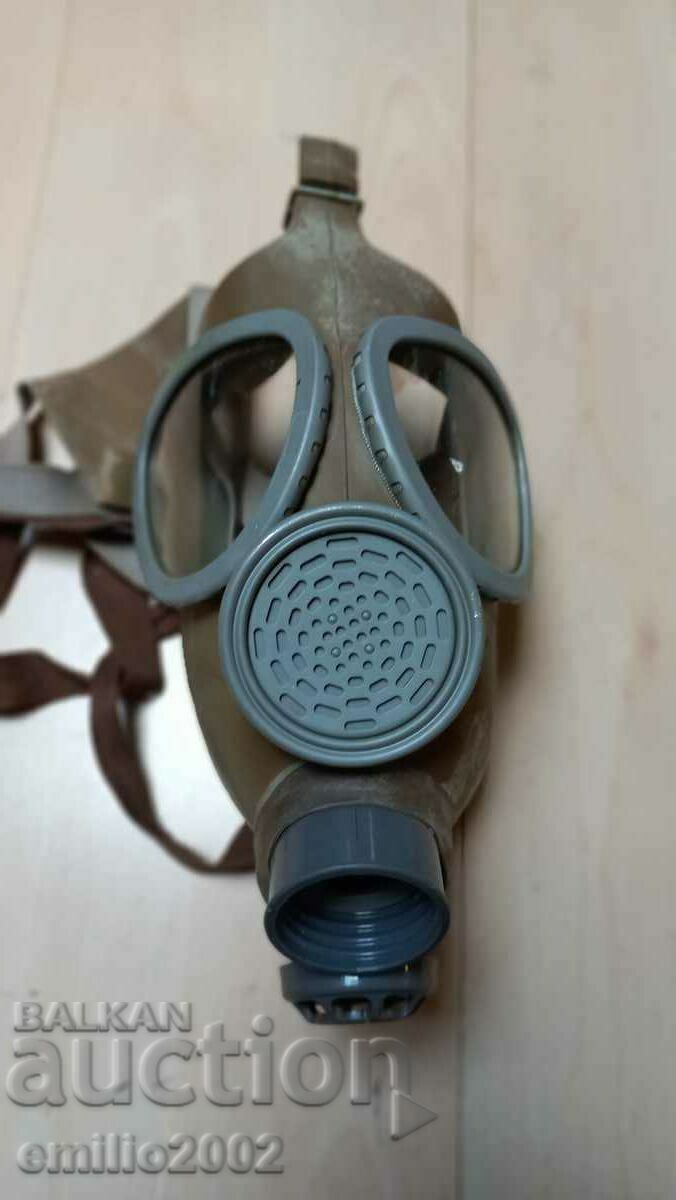 Mască de gaz militară H 3 într-o pungă