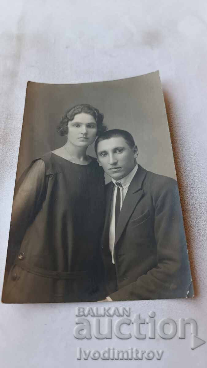 Photo Plovdiv Young man and young girl 1923