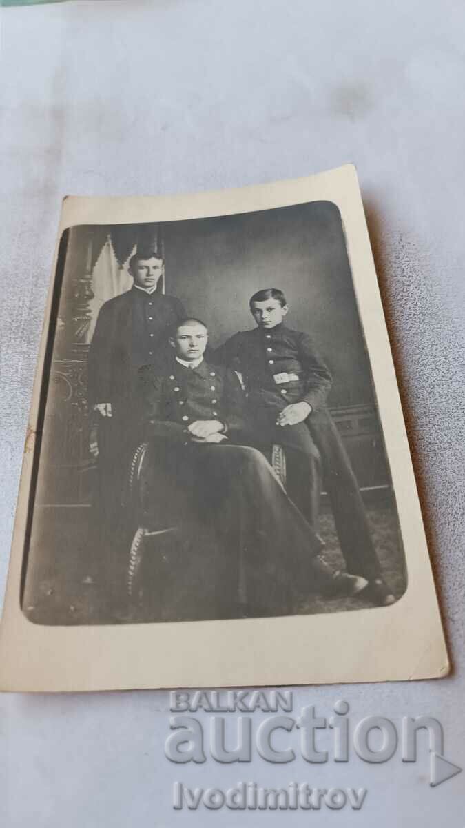Снимка Трима младежи 1915