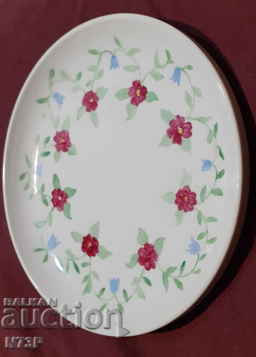 PLATĂ DE PORCELAN. COLECȚIE.PICTAT MÂNĂ. cu preț 12.00 BGN | € 6.14