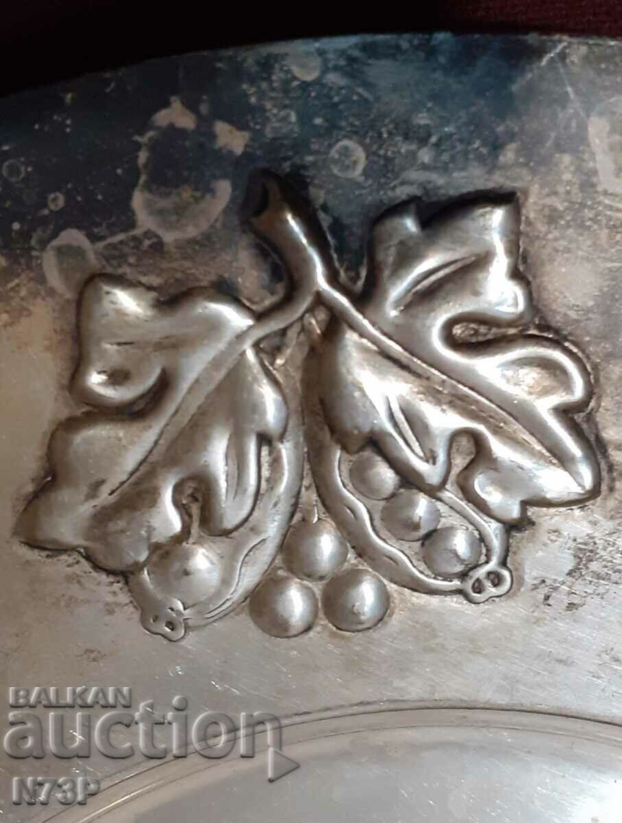 Delivery of OLD METAL PLATE. PRIMA N.S. ART DECO. Delivery of OLD METAL PLATE. PRIMA N.S. ART DECO.