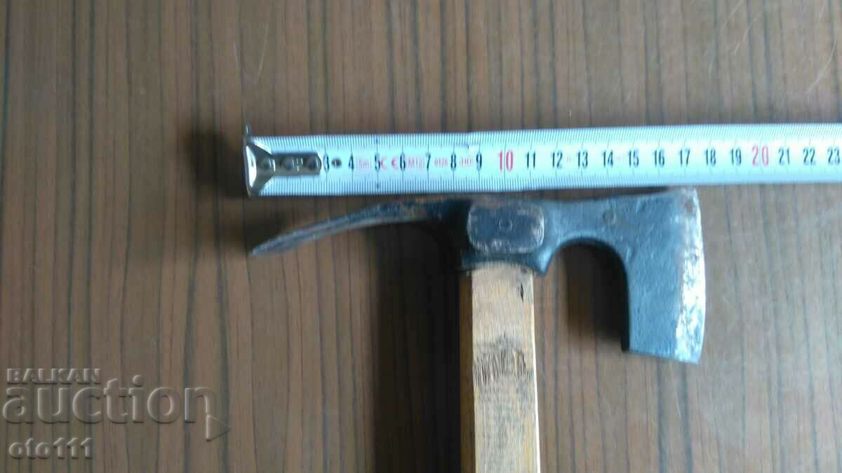 OLD BULGARIAN KIRKO AX with price 40.00 BGN | € 20.45 OLD BULGARIAN KIRKO AX with price 40.00 BGN | € 20.45