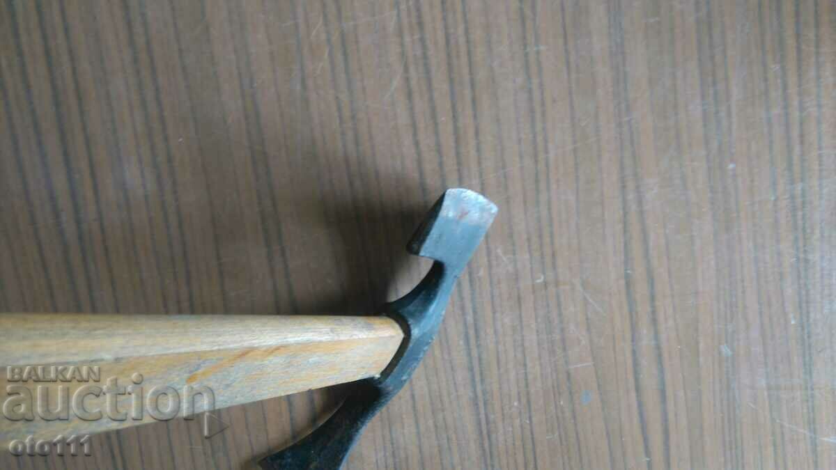 Delivery of OLD BULGARIAN KIRKO AX Delivery of OLD BULGARIAN KIRKO AX