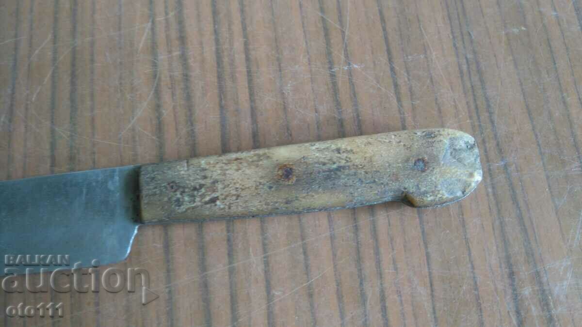 Delivery of OLD ROYAL KNIFE Delivery of OLD ROYAL KNIFE