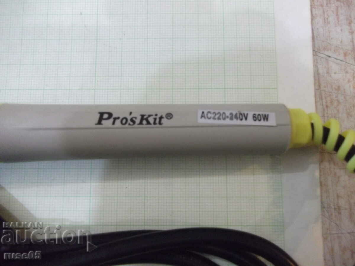 Soldering iron "Pro'sKit" electric new working with price 15.00 BGN | € 7.67 Soldering iron "Pro'sKit" electric new working with price 15.00 BGN | € 7.67