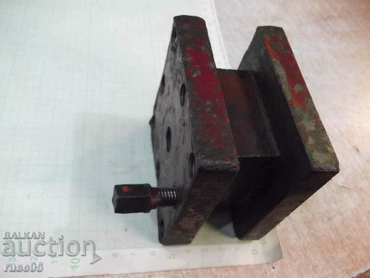 Holder for turning knives - 6 Holder for turning knives - 6