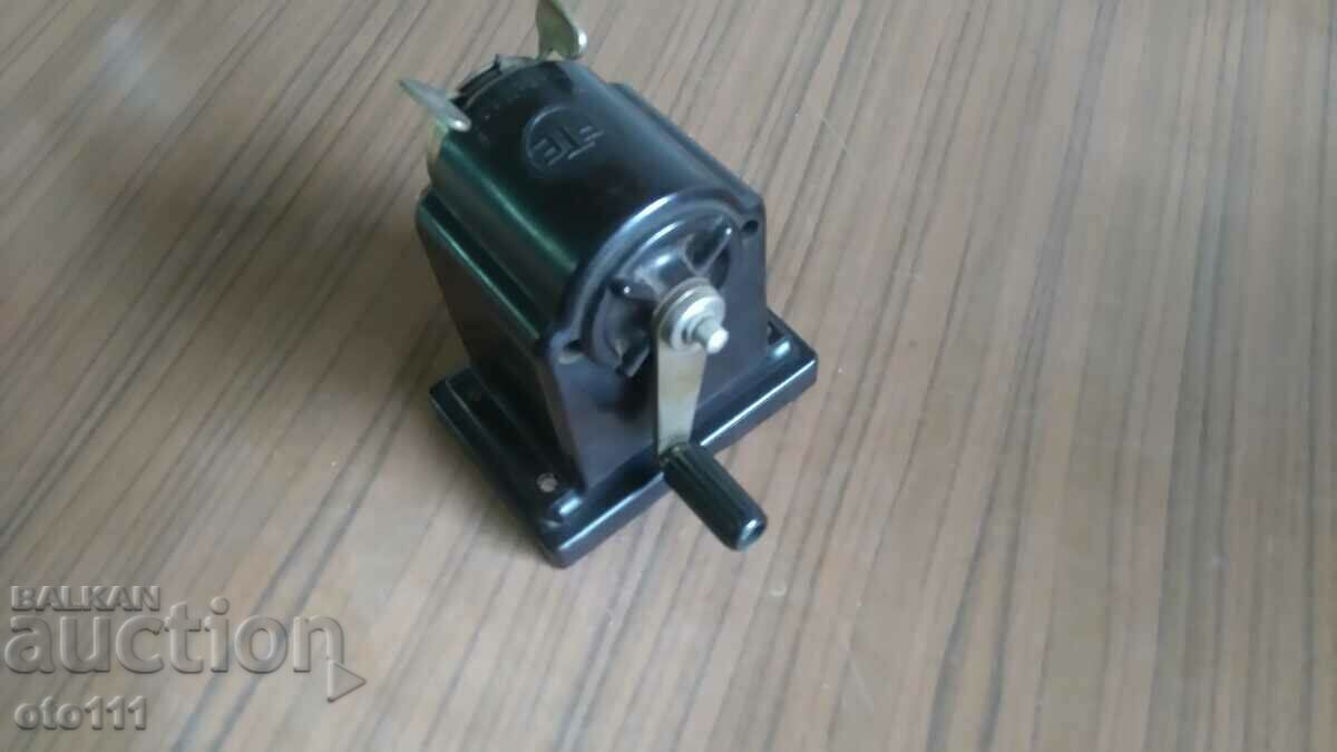 Delivery of OLD BAKELITE PENCIL SHARPENER - FTE - WW2 Delivery of OLD BAKELITE PENCIL SHARPENER - FTE - WW2