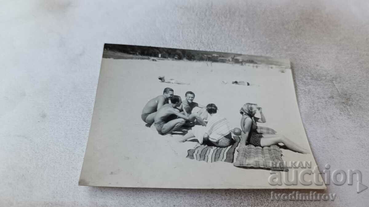 Photo Golden Sands Boys and Girls on the Beach 1962