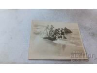 Photo Saint Constantine Young girls on a rock on the shore
