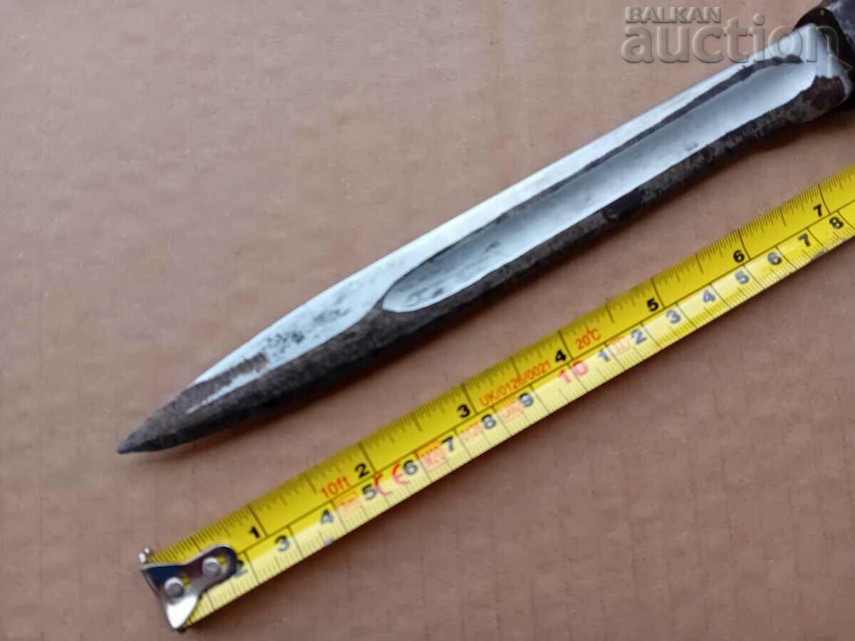 trench knife bayonet ak 47 with price 51.00 BGN | € 26.08 trench knife bayonet ak 47 with price 51.00 BGN | € 26.08