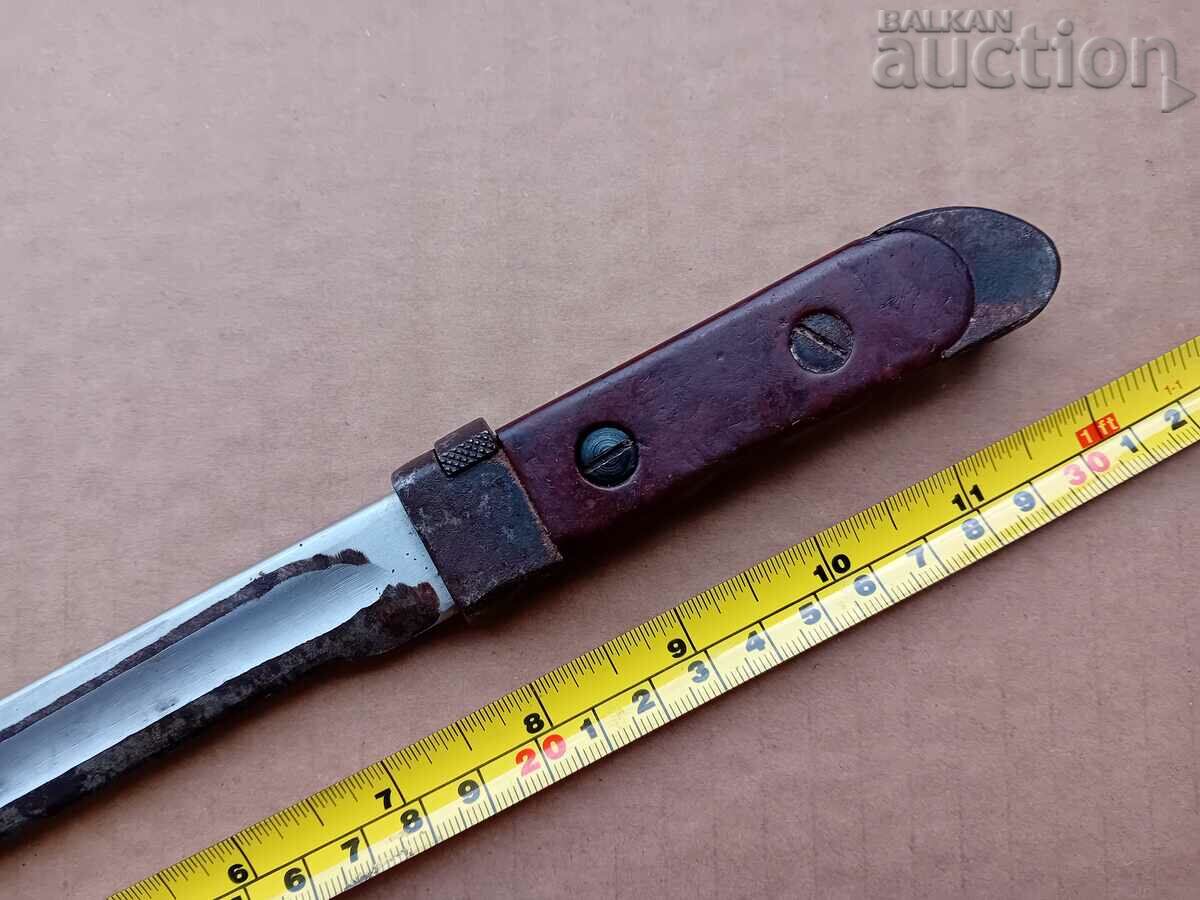 Auction trench knife bayonet ak 47 Auction trench knife bayonet ak 47