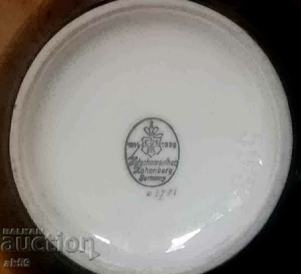 Old porcelain vase - Germany. - 5 Old porcelain vase - Germany. - 5