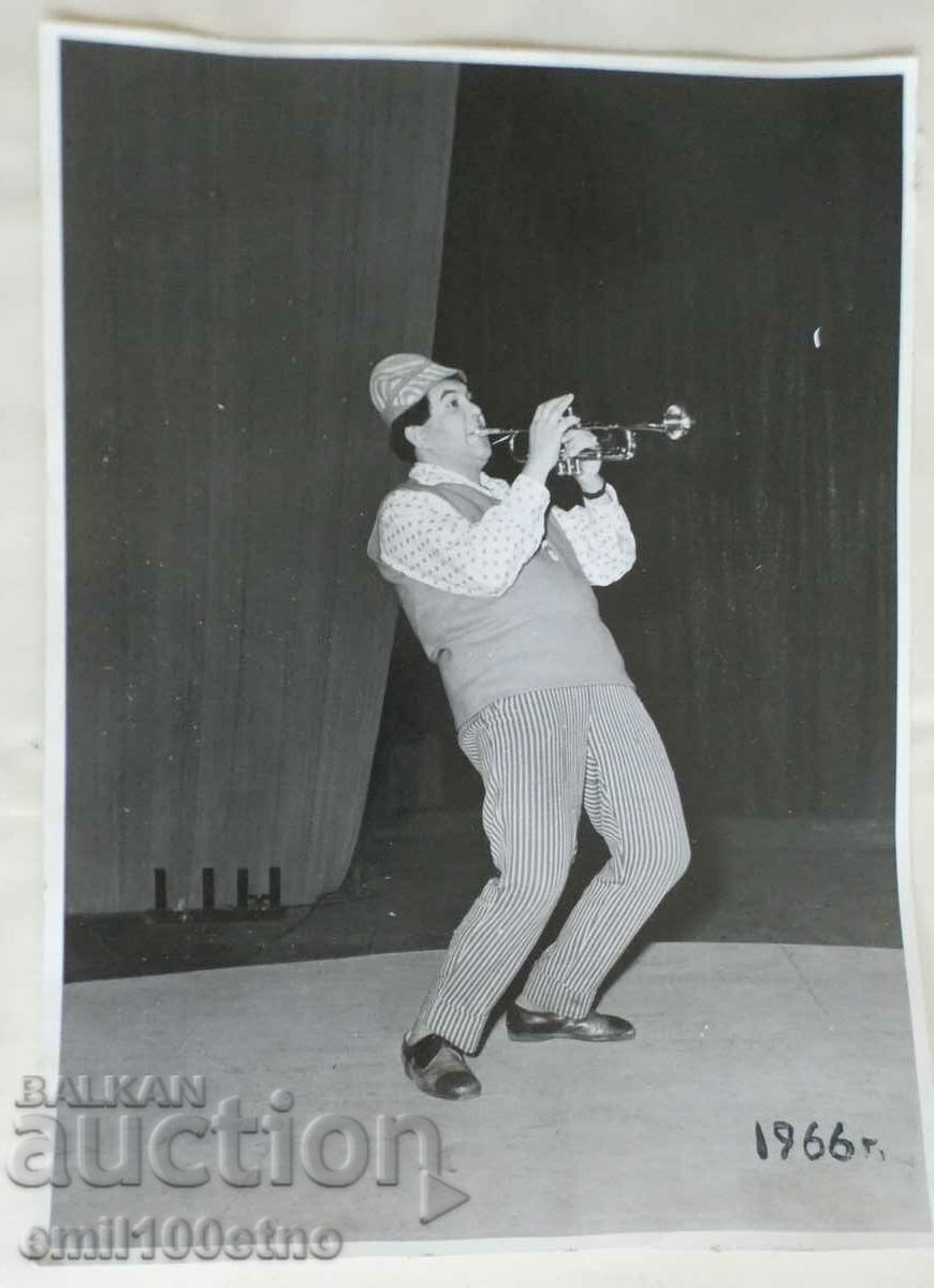 Photo Circus Clown 1966 with price 15.00 BGN | € 7.67 Photo Circus Clown 1966 with price 15.00 BGN | € 7.67