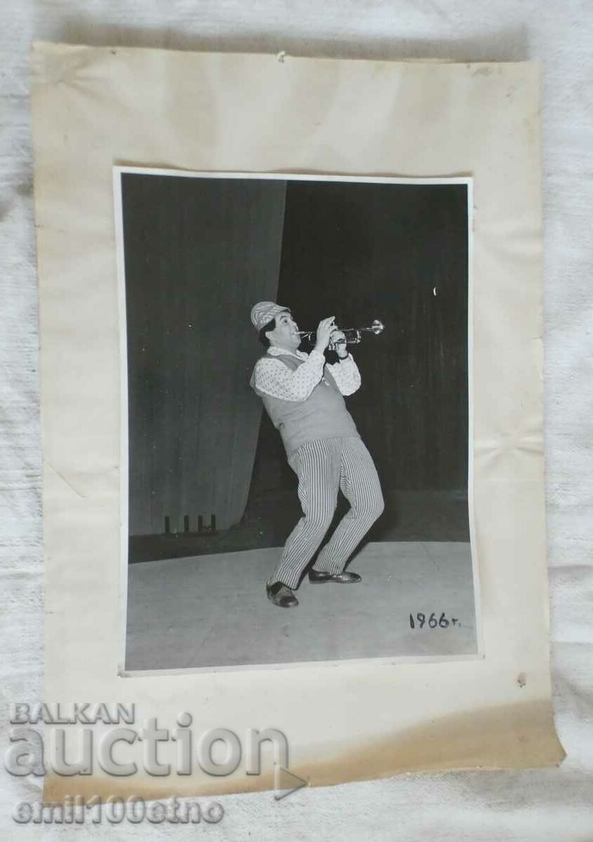 Photo Circus Clown 1966 Photo Circus Clown 1966