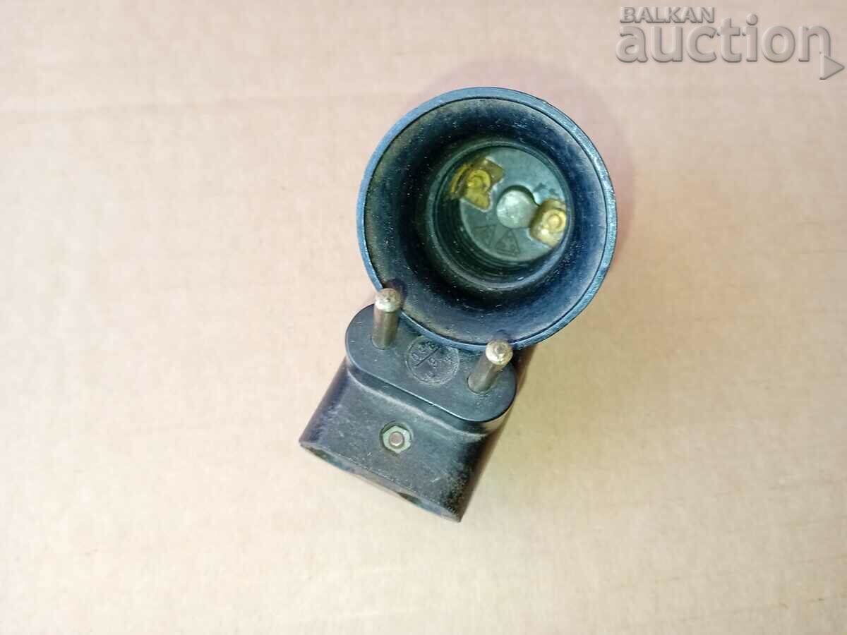 bakelite plug and socket retro vintage lot - 6 bakelite plug and socket retro vintage lot - 6