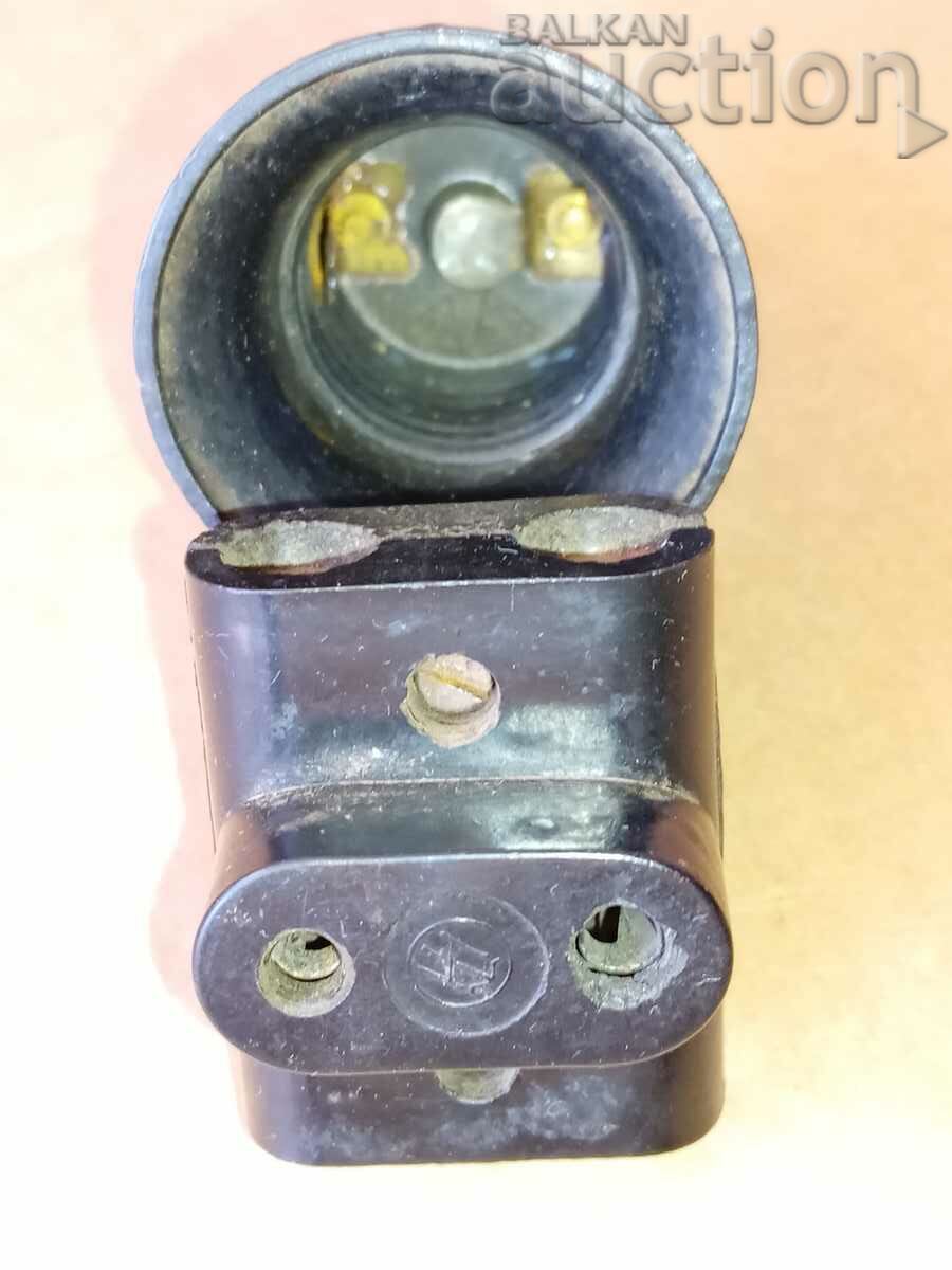 bakelite plug and socket retro vintage lot - 7 bakelite plug and socket retro vintage lot - 7