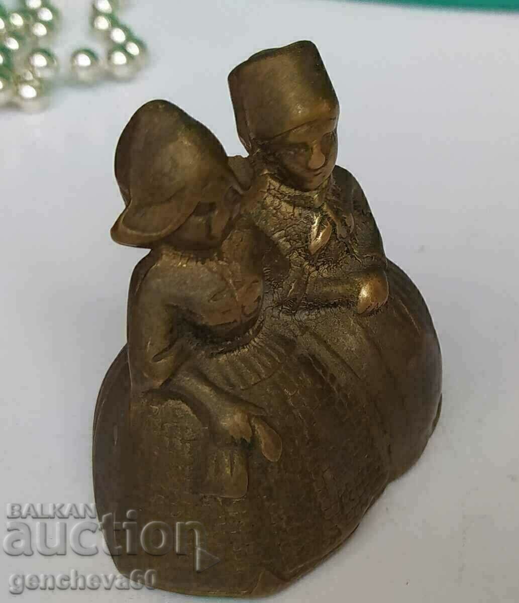 A rare vintage pair of collectible brass bells - 5