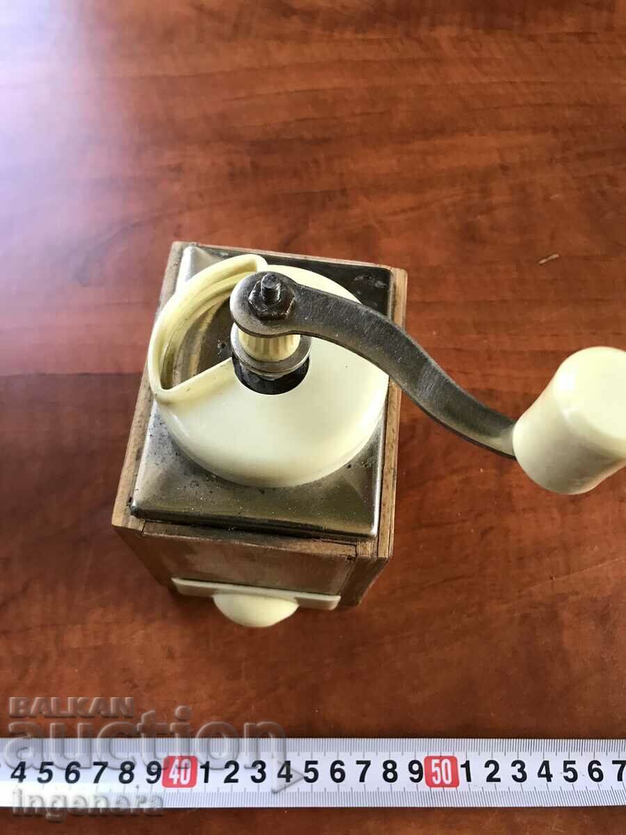 GRINDER GRINDER FOR SPICES, COFFEE HERBS AND MORE with price 26.00 BGN | € 13.29 GRINDER GRINDER FOR SPICES, COFFEE HERBS AND MORE with price 26.00 BGN | € 13.29