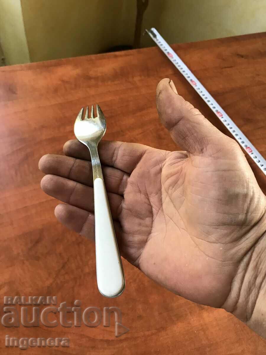 Auction FORK FORK FOR COLLECTION OR USE Auction FORK FORK FOR COLLECTION OR USE