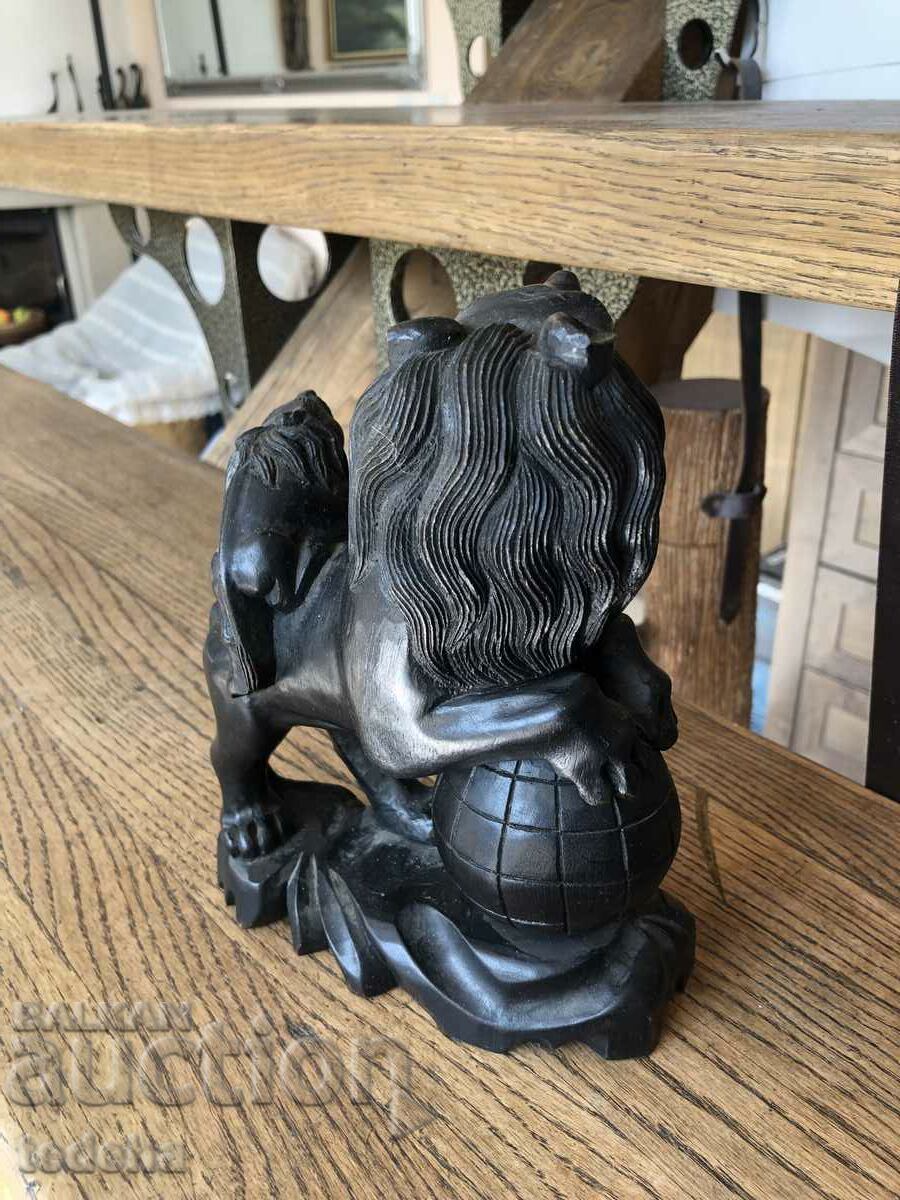 Auction  AFRICAN EBONY FIGURINE - PERFECT