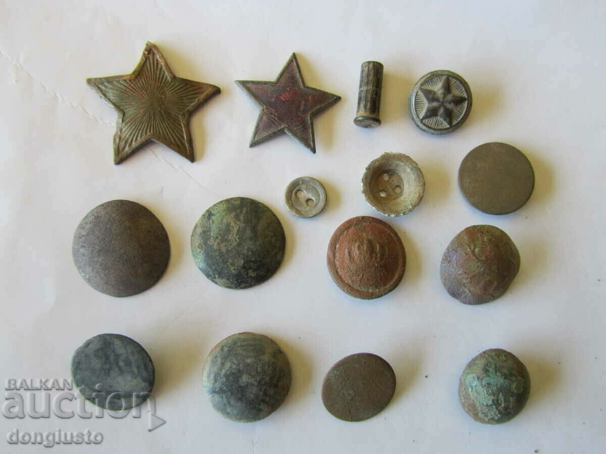 Auction Military buttons, stars, etc. Auction Military buttons, stars, etc.