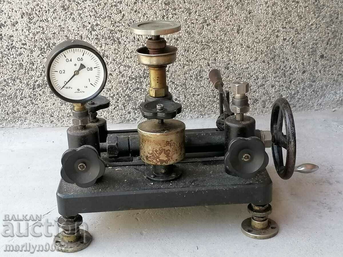 Stand for checking pressure gauges machine pressure gauge Stand for checking pressure gauges machine pressure gauge